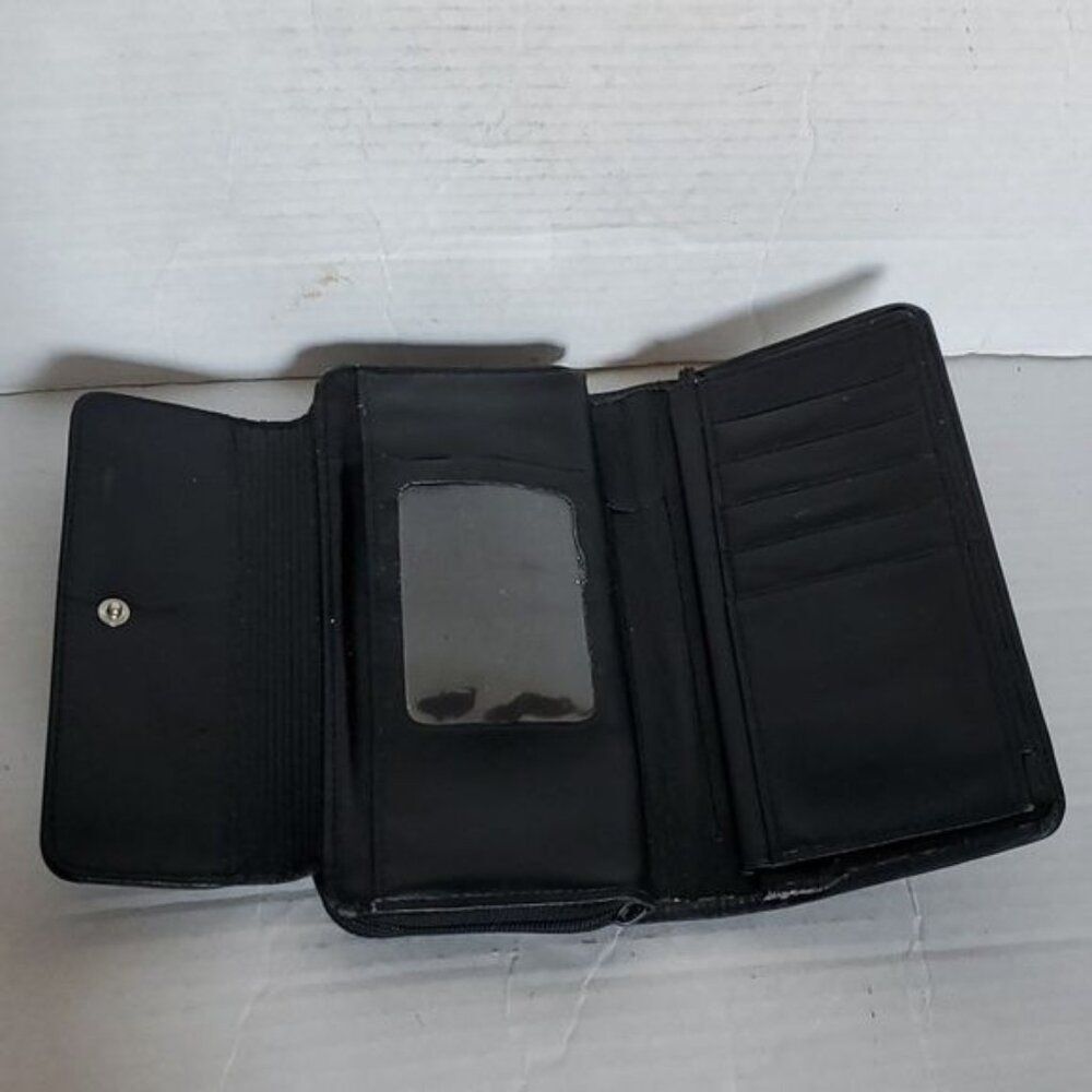 Buxton Black Leather Wallet Card Holder ID Coin Change Purse Women's Woman's - Picture 10 of 16